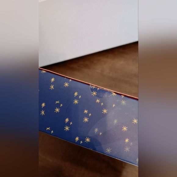 NIB Disney Wetbrush Cinderella Detangling Accessory Bundle - Picture 4 of 9